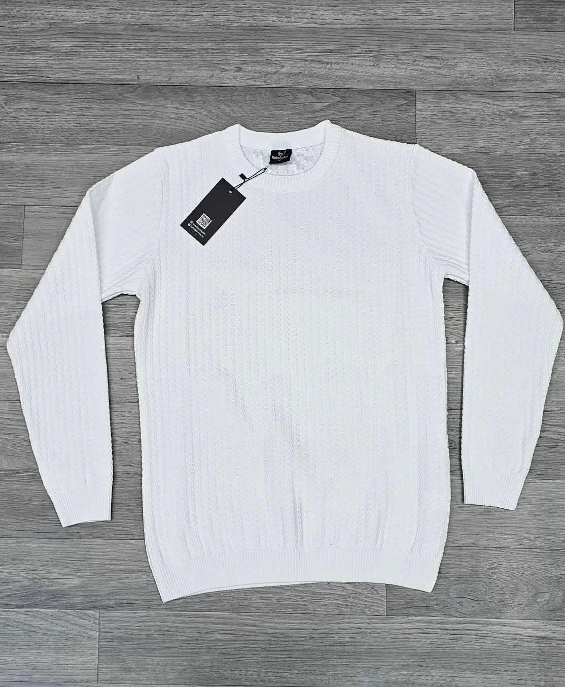 Infynite Premium Cable-Knit Sweater – Ultra-Soft, Lightweight & Timeless