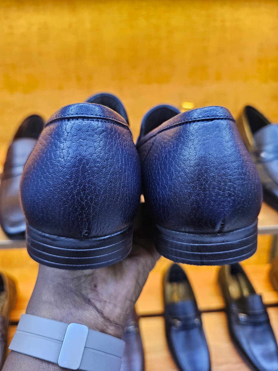 Infynite Classic Leather Penny Loafers