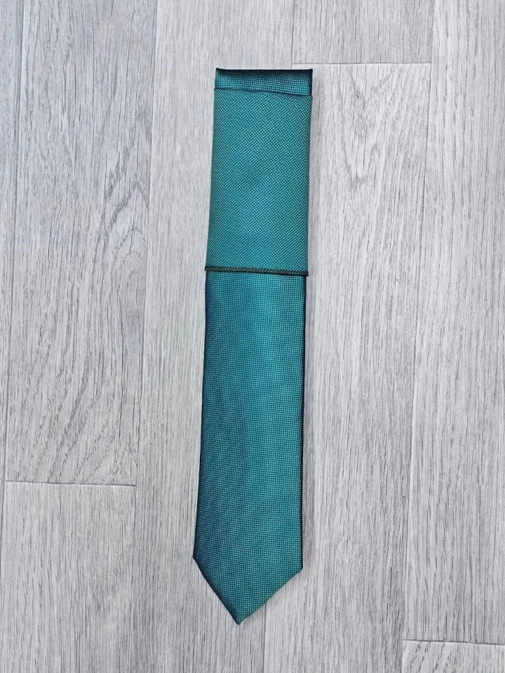 Santare Emerald Green Textured Tie & Pocket Square Set