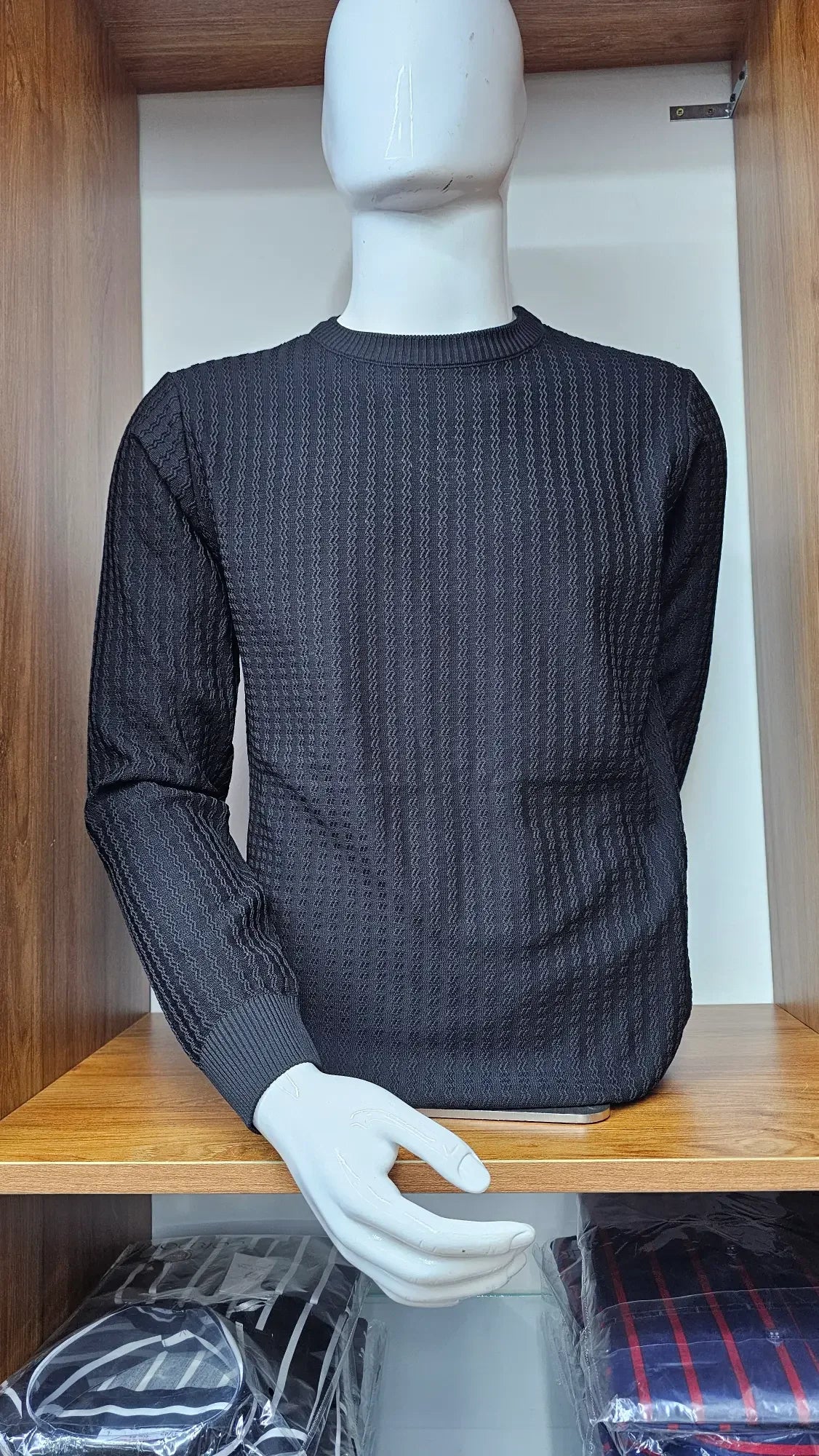 Round neck sweaters