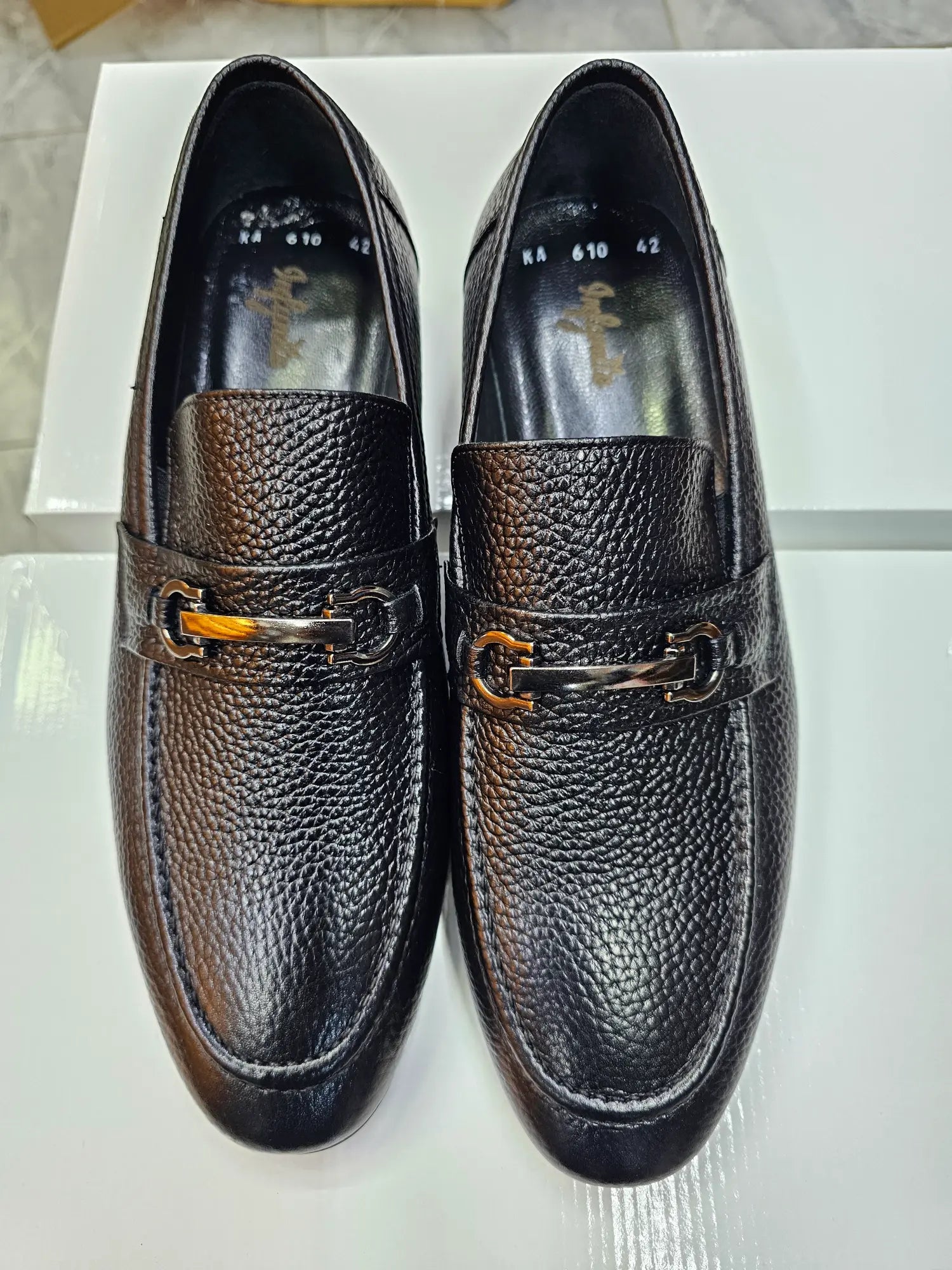 Infynite Nero Horsebit Loafers