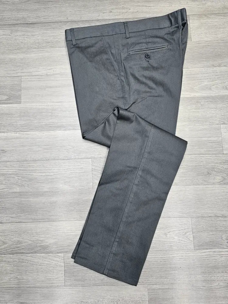 Infynite Charcoal Grey Regular Fit Chino Trousers for Men