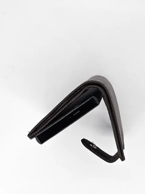 Infynite Brown Clasp Leather Wallet – Zefani Secure Edition